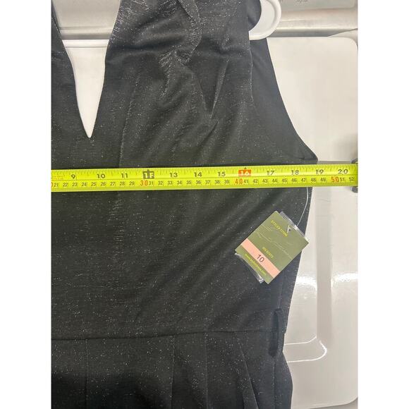 NWT Taylor Black Glitter Women’s Jersey Sleeveless Jumpsuit Pants sz 10 no sash - Picture 13 of 14